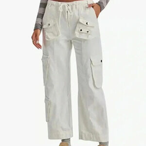 BOUTIQUE utility cargo white jeans